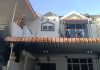4岁女童受困火场 各族居民架梯接力救援