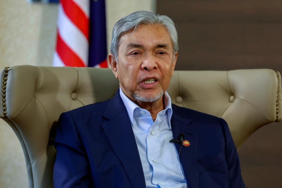 XX333DATUK_SERI_DR_AHMAD_ZAHID_HAMIDI_1745077573