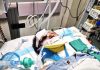 华裔男遭撞后逃命悬一线 家属急寻目击者还原真相