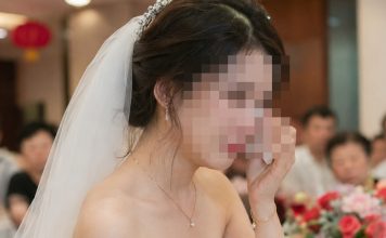 新人办婚宴接连出状况 新娘三度当场委屈落泪