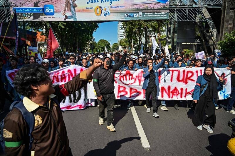 fn260618jakarta02