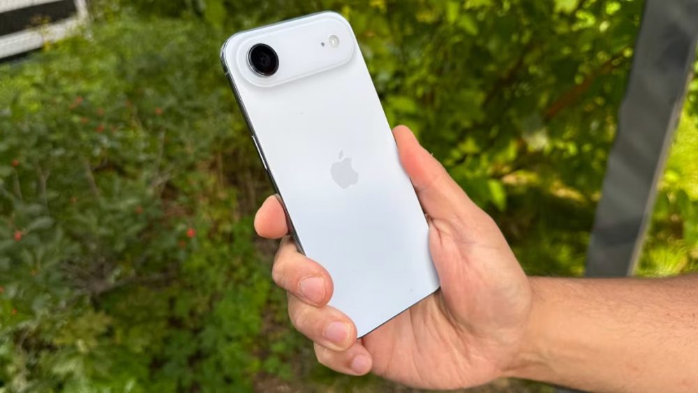 iphone-air-cnnu-review-credit-mike-andronico-14
