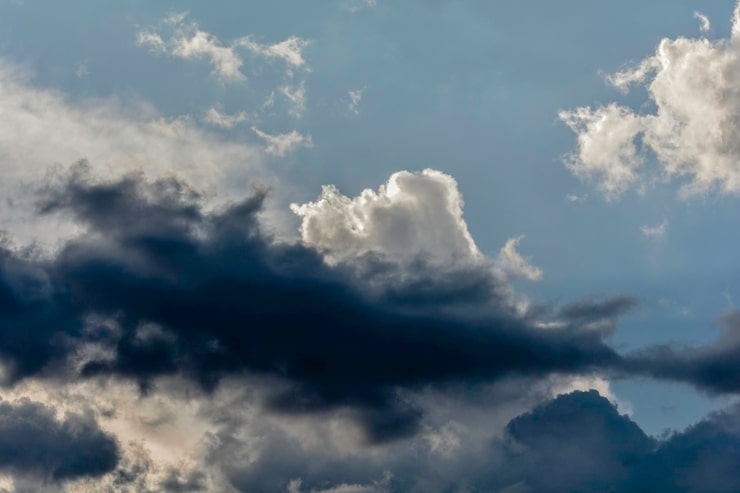 low-angle-view-clouds-sky_159922