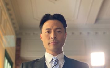 儿子机场哭成泪人 男星强忍泪水离开