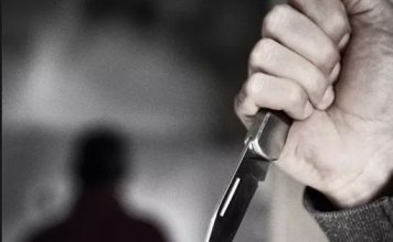 长期遭儿子施暴辱骂 七旬趁熟睡砍伤被判2年