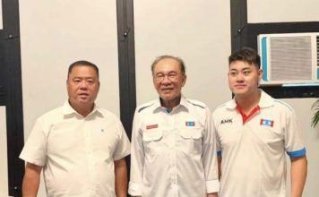 “制服是义卖买的,不是入党” 廖顺喜要求李健聪道歉