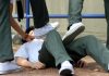 中一男生疑遭长期霸凌 3同学拳打脚踢还勒索