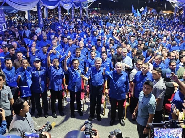 260716CMKfb70c-Zahd-BN