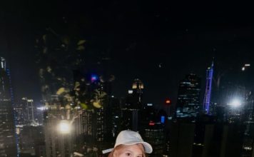 女星被台风留在槟城 一系列美照太犯规