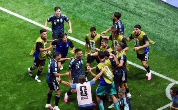 阿根廷临门上演大翻盘 英格兰球星“背袭”对手后脑