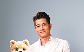 郭富城一家四口罕见现身 牵妻带女逛马场