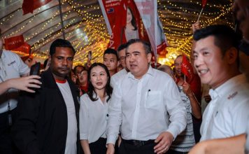 不能只靠华裔选票 陆兆福:火箭须扩大支持基础