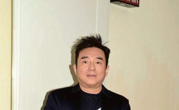 歌手疑乘电召车爆争执 司机呛:X你老母臭X死矮仔