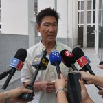 陈之财车祸案刑期减至1天 出狱后憔悴现身向伤者道歉