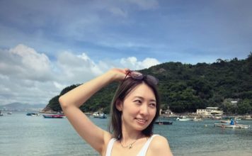 淡出演艺圈多年 中华小姐海边辣晒美腿