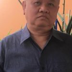 疑因积怨多年爆发 59岁华裔男持刀刺死邻居