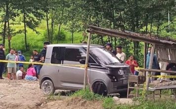女子陈尸电动车内 遗体已烧成焦尸