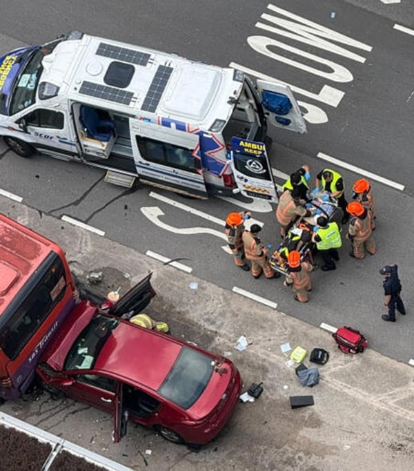 car-accident-260716-a1-noresize