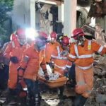 住宅区地下天然气管爆裂 造成一屋全毁酿1死