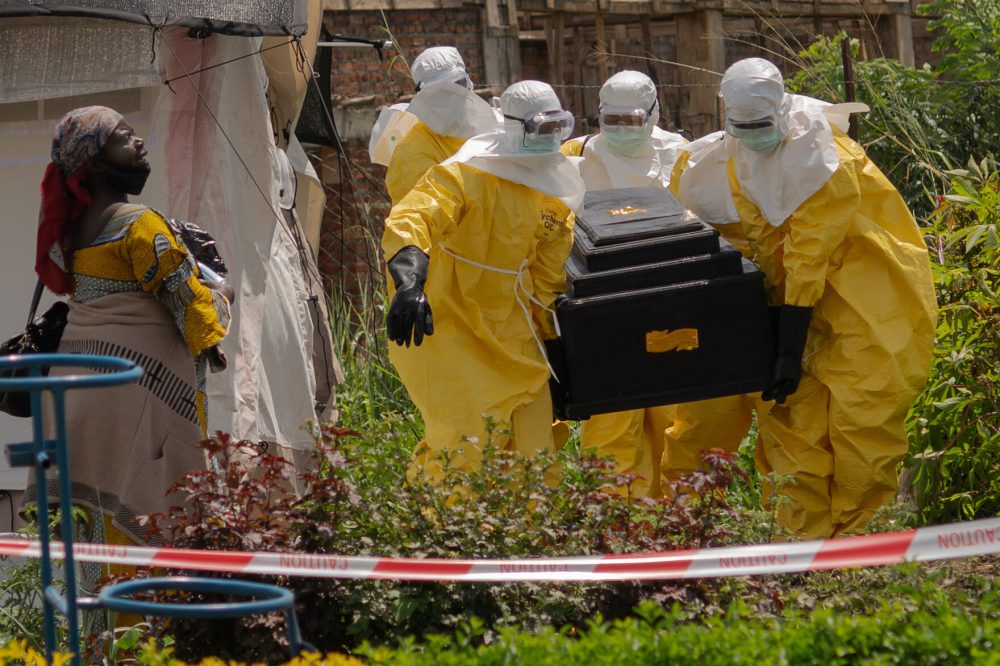 ebola-fears-surge-on-t