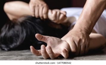 “我觉得很不舒服”仍遭侵犯 少女写作文揭兽父恶行