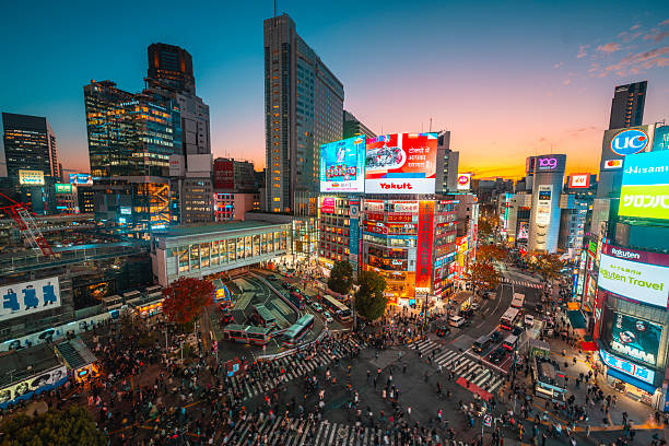 shibuya-pedestrian-crossing-and (1)