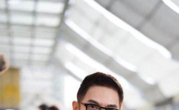 阿贤入行三十年迎新突破 首次受邀主持央视美食纪录片