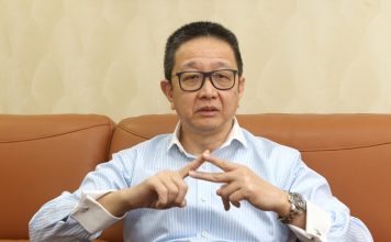 陆兆福辞职未必是坏事? 邓章钦:应给新人领袖机会
