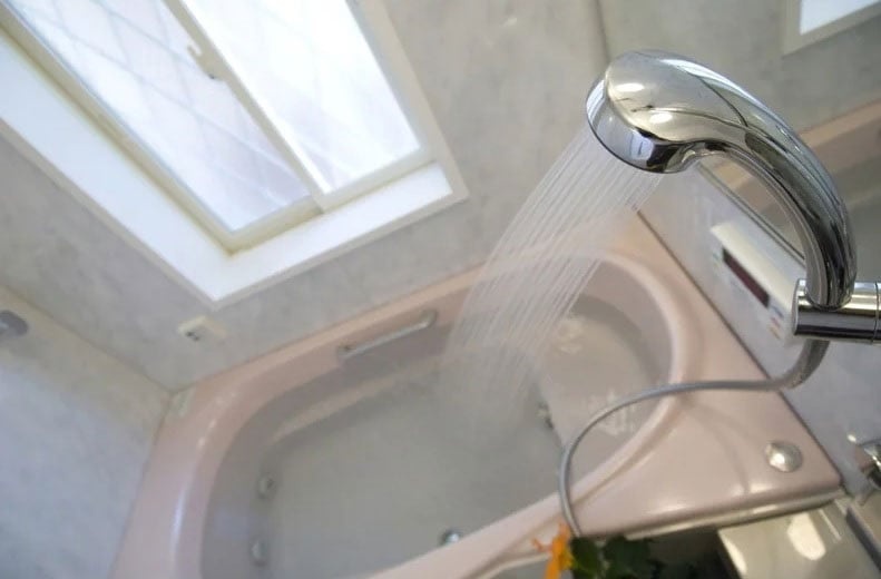 20220327my-05-fn220327shower