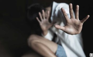 被男子触碰胸部私密处 华裔女清晨遭人推倒非礼