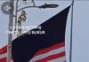广场惊现“无月无星”国旗 市政厅急拆:强风吹脱缝线
