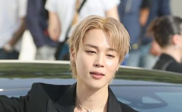 男偶像送礼又送拥抱 患癌女孩开心到藏不住