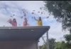 庙宇中元普渡突现“钞票雨” 信众狂抢不到5分钟清空