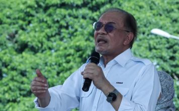 安华称FELDA低价卖酒店 前联土局主席质疑资料有误