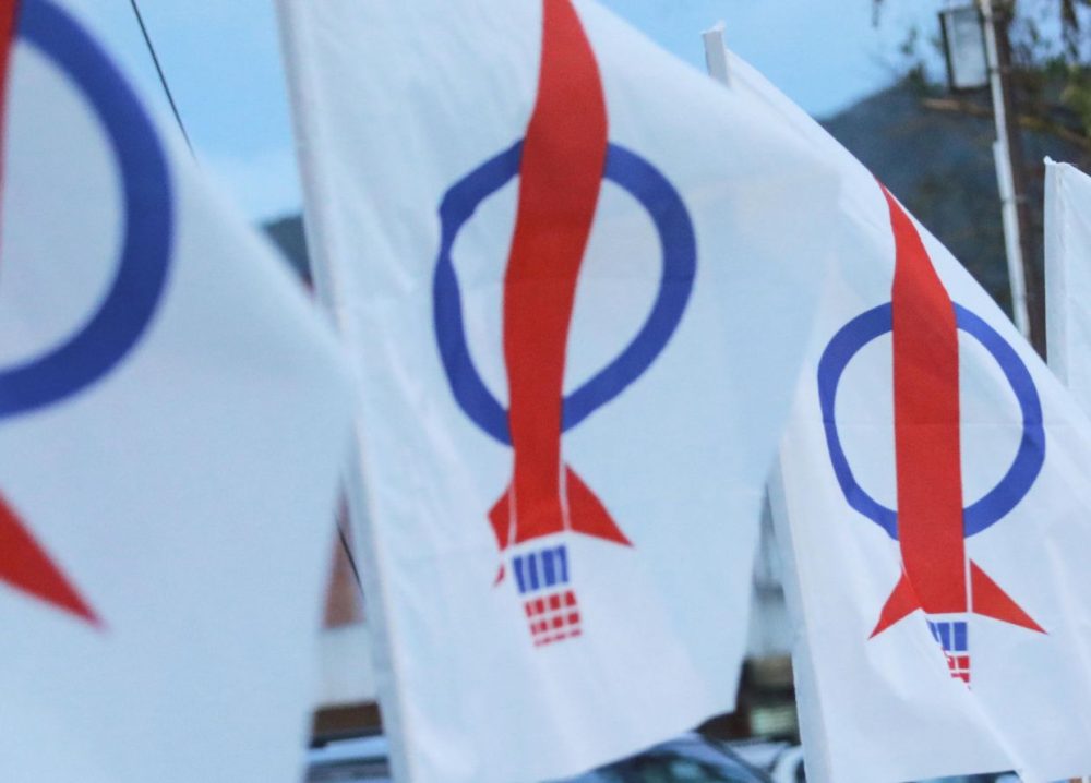 971139