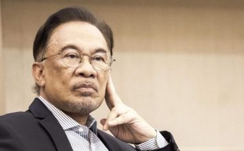 2议员投诉权限被封 安华反问拨款究竟给谁