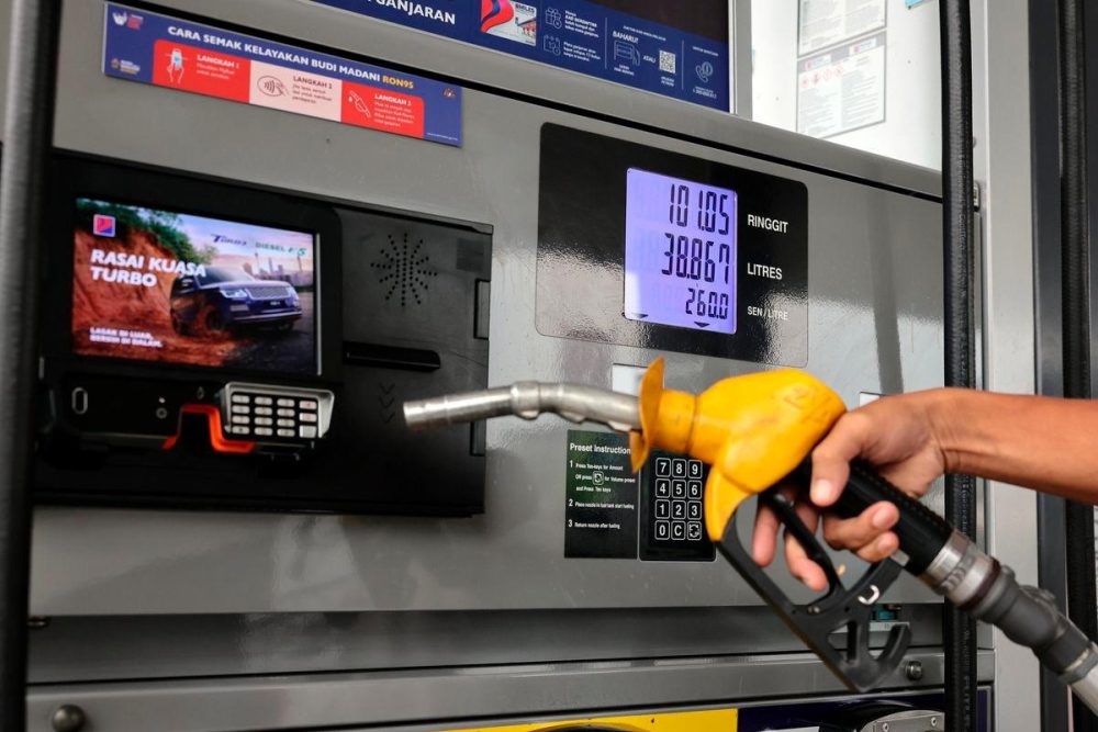 BUDI95-launches-with-RON95-petro