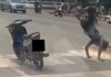 等红灯时突然下车 骑士竟当场跳起街舞