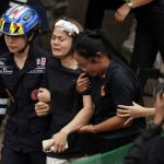 校园爆枪击案酿7死 高三生急搬桌椅锁门救全班