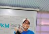 男子双手严重冻伤发黑坏死 医生将右手埋入腹部保骨