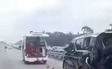 4辆摩哆疑连撞休旅车 一骑士当场死亡