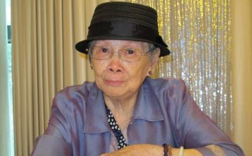 梅启明下午现身急症室 盼进一步了解母亲死讯