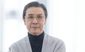 刘松仁罕见现身 步伐缓慢再惹健康关注