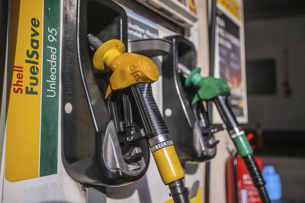 shell_petrol_station_chow_kit_0311_(1)