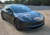 Tesla公路上突然完全停下 皮卡后方追撞司机当场身亡