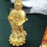 珠宝商花52万买“金观音” 回家一测傻眼竟是铜的