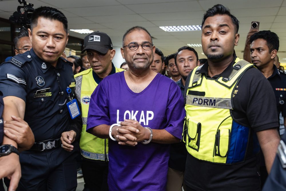 DATUK-SERI-ABDUL-AZE79391047-202
