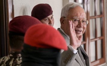 居家服刑缺乏专门法律框架 律师公会准备告上法庭