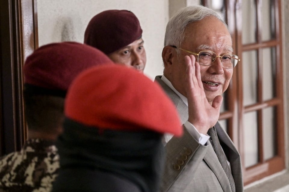 DATUK_SERI_NAJIB_TUN_RAZAK_17903