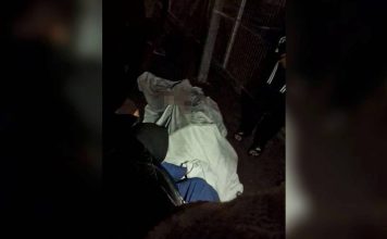 少年踢球休息时触灯柱 遭电击倒地当场身亡